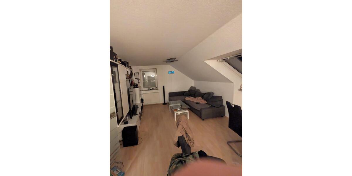 Dachgeschoßwohnung Berghülen - 3.5 Zimmer, 80 m&sup2;, 1.000&euro; | Angebot:24842563