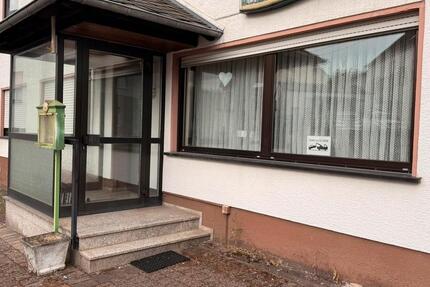 Haus Nonnweiler - 20 Zimmer, 520 m&sup2;, 8&euro; | Angebot:27620133