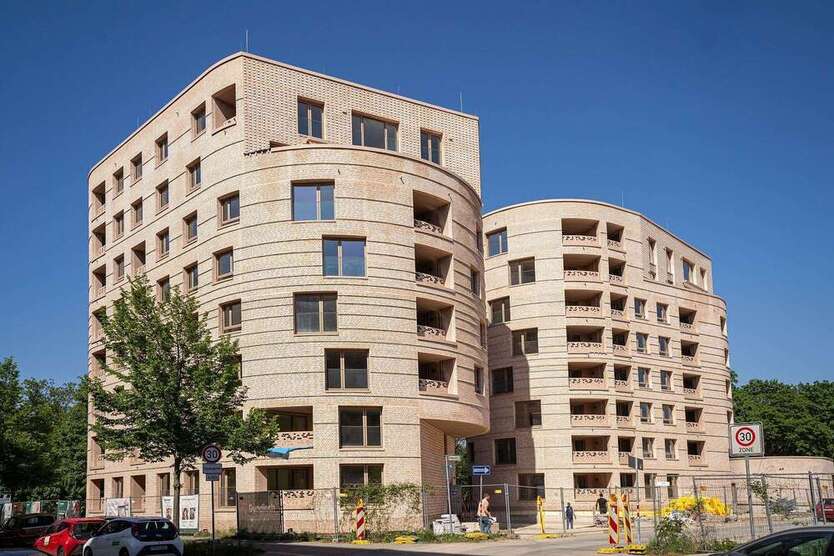 Wohnung zum Mieten in Hannover 2.073 € 107.67 m²