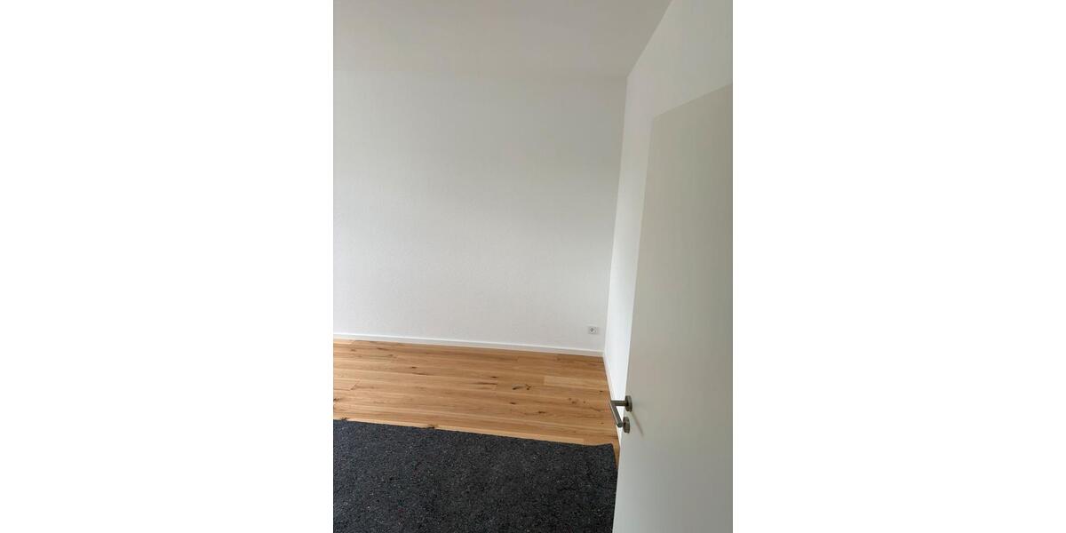 Etagenwohnung Köln - 4 Zimmer, 90 m&sup2;, 650&euro; | Angebot:26548361