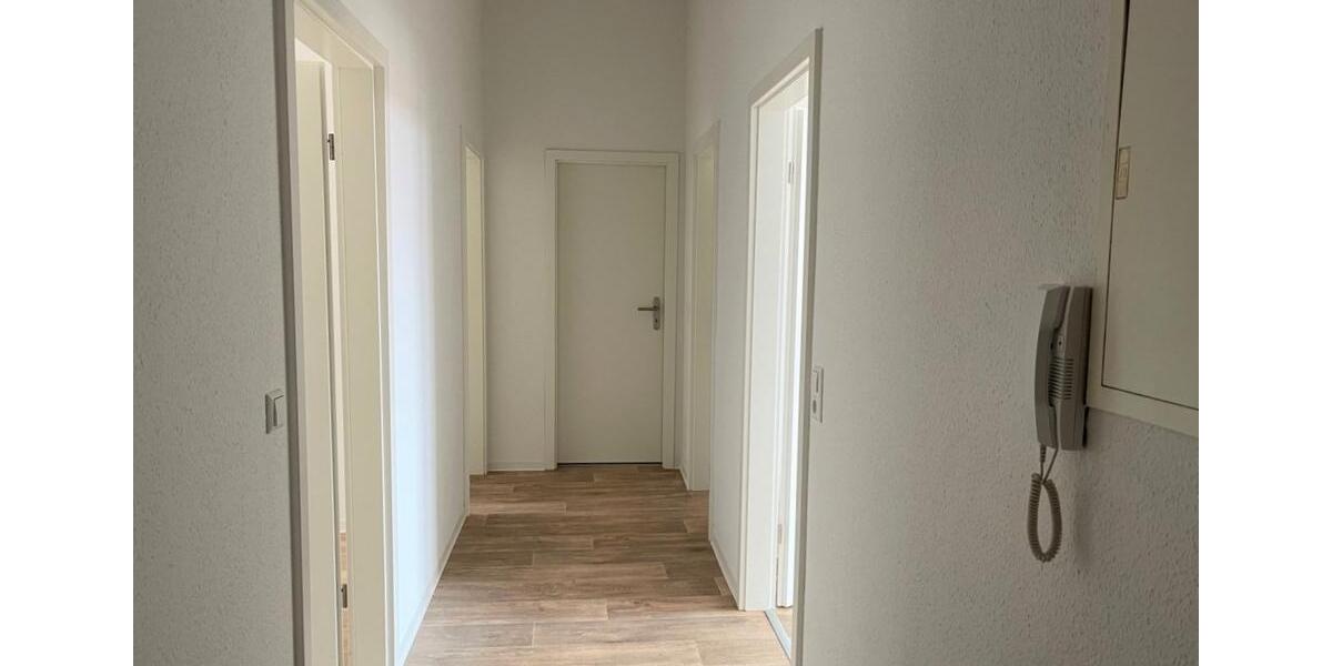 Etagenwohnung Alsleben (Saale) - 3 Zimmer, 80 m&sup2;, 599&euro; | Angebot:22491632