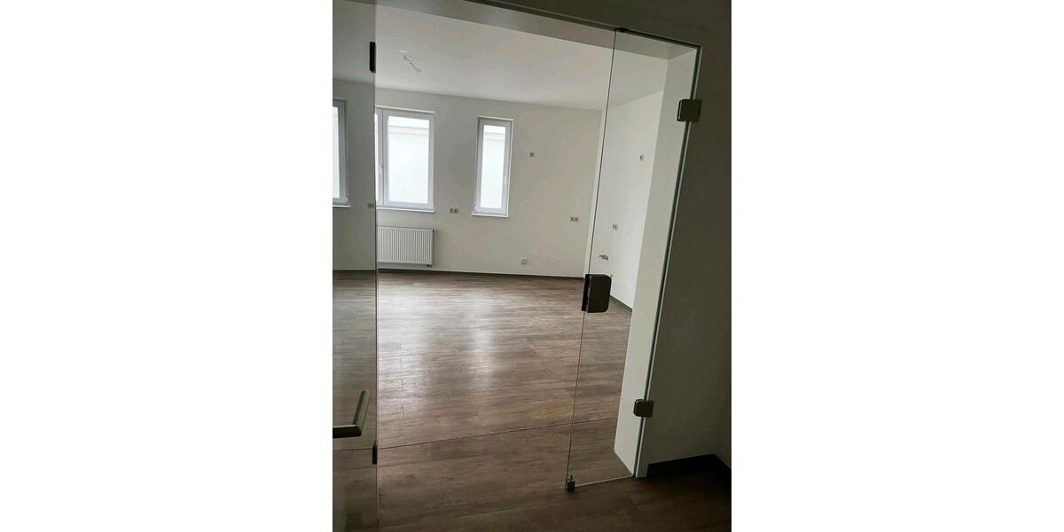 Etagenwohnung Malchin - 4 Zimmer, 142 m&sup2;, 1.410&euro; | Angebot:23689554