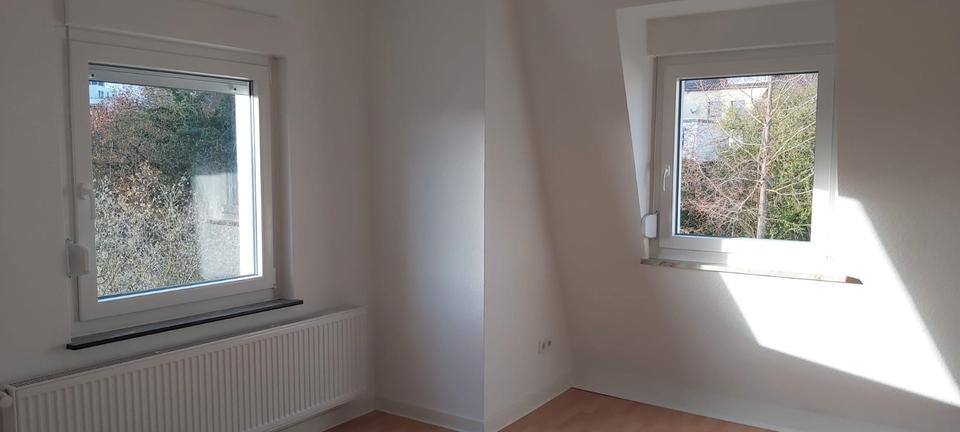 Dachgeschoßwohnung Warburg - 2 Zimmer, 50 m&sup2;, 380&euro; | Angebot:26222253