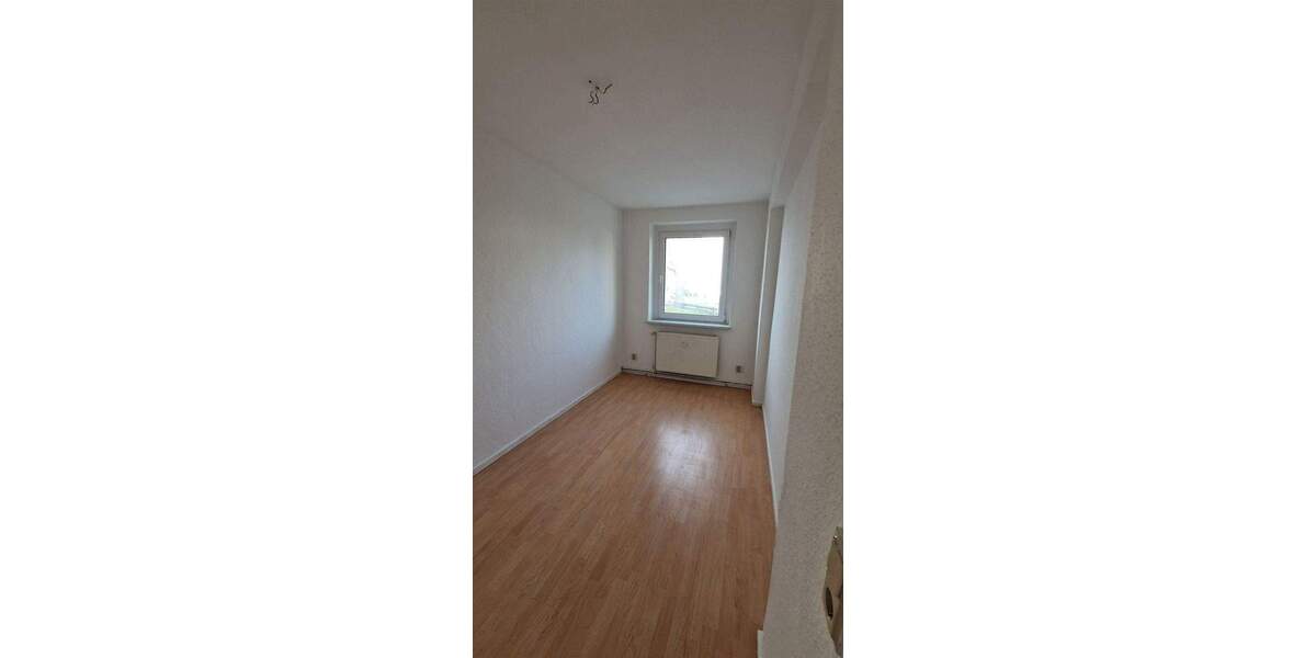 Etagenwohnung Burg - 4 Zimmer, 69 m&sup2;, 335&euro; | Angebot:25699653