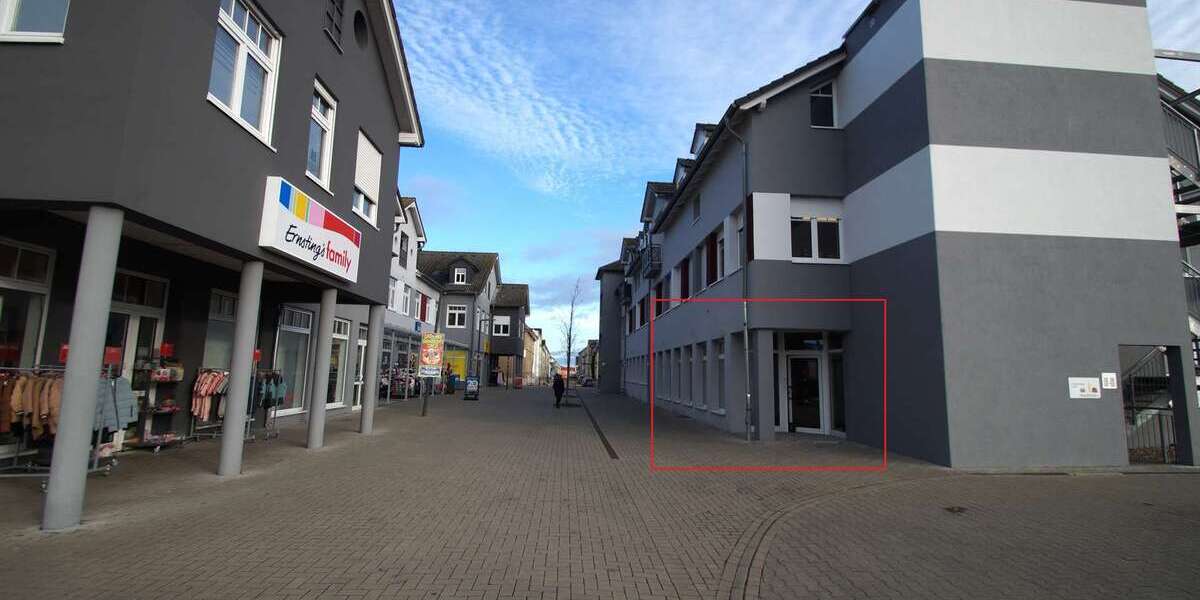 Hochfrequentierte 150m²-Gewerbefläche in Dessau-Roßlau: Ideal für Apotheke oder Fachhandel! zimmer