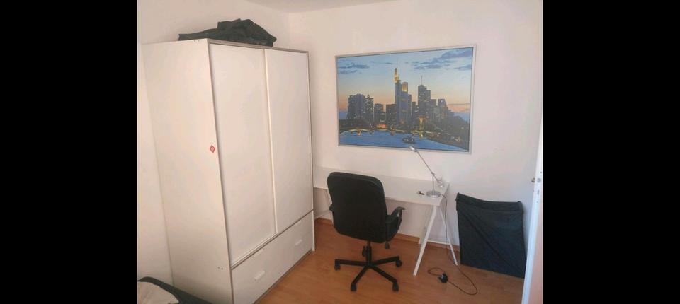 WG Zimmer Frankfurt Ostend - Männer WG 5 zimmer