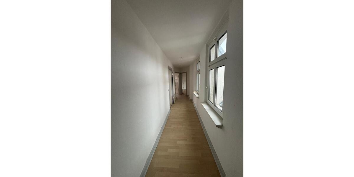 Etagenwohnung Salzwedel - 3 Zimmer, 85 m&sup2;, 390&euro; | Angebot:25841704
