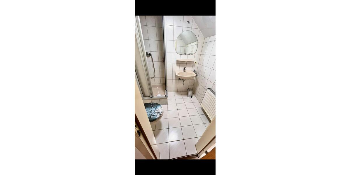 Dachgeschoßwohnung Bad Abbach - 1 Zimmer, 23 m&sup2;, 700&euro; | Angebot:26635419