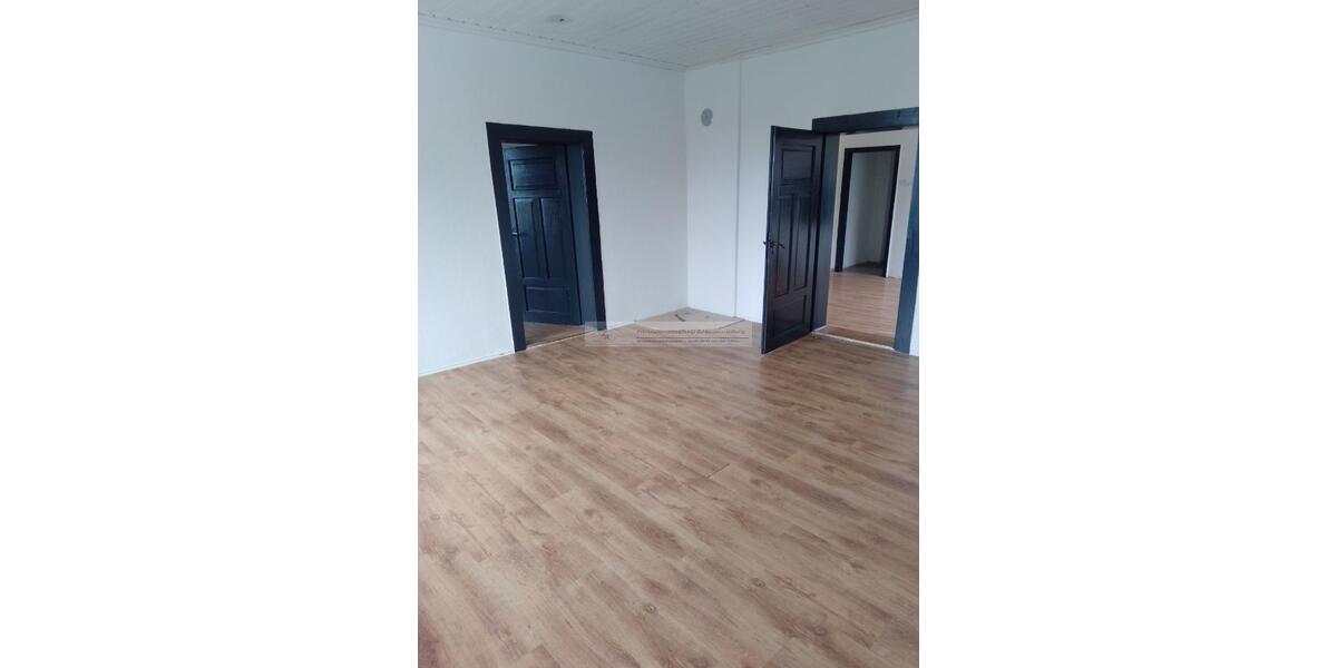 Etagenwohnung Waidhaus - 3 Zimmer, 95 m&sup2;, 465&euro; | Angebot:21383009