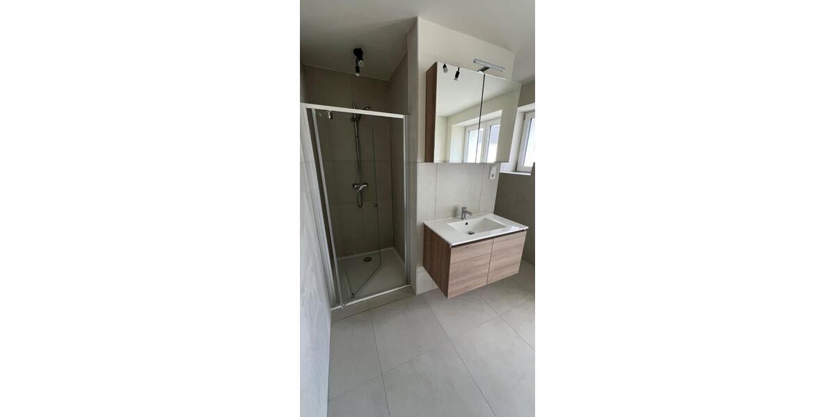 Etagenwohnung Duisburg Hamborn - 2 Zimmer, 68 m&sup2;, 990&euro; | Angebot:26295370