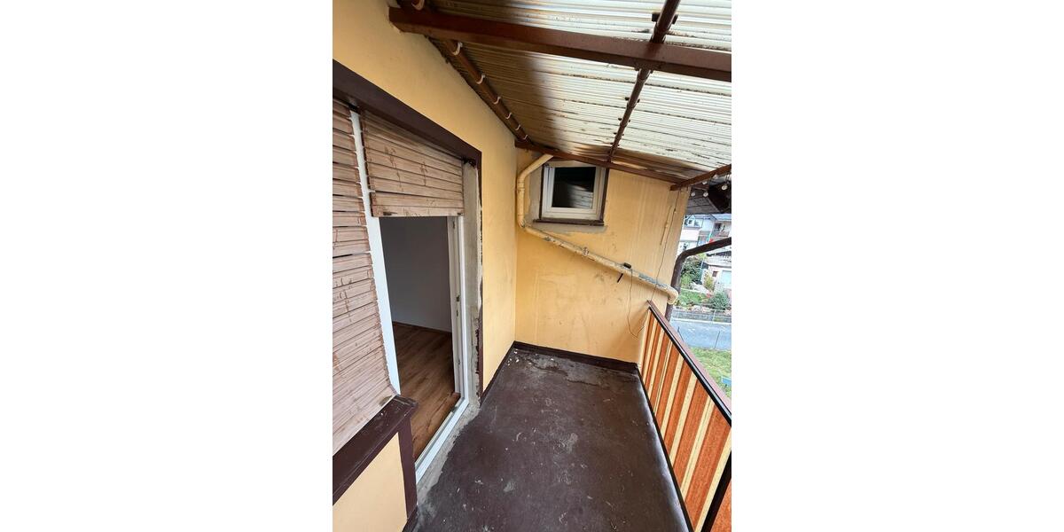 Etagenwohnung Singhofen - 5 Zimmer, 120 m&sup2;, 1.000&euro; | Angebot:26592201