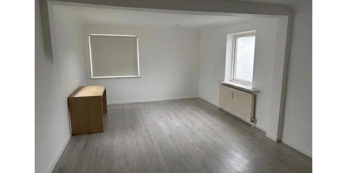 Dachgeschoßwohnung Finnentrop - 3 Zimmer, 75 m&sup2;, 650&euro; | Angebot:25967557