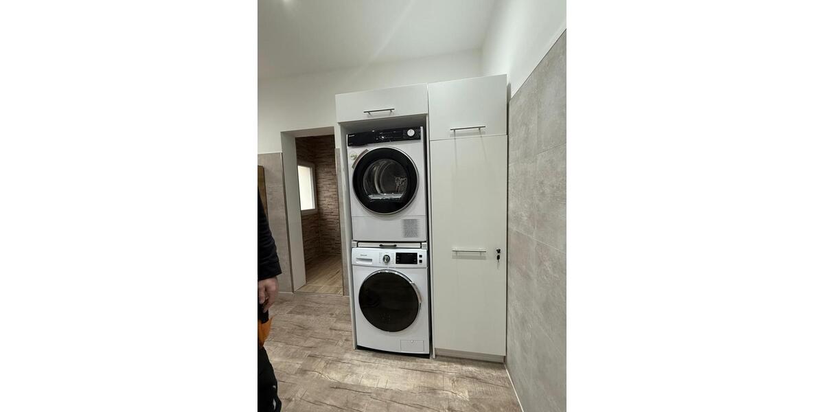 Wohnen auf Zeit Mönchengladbach - 2 Zimmer, 90 m&sup2;, 1.900&euro; | Angebot:25789745