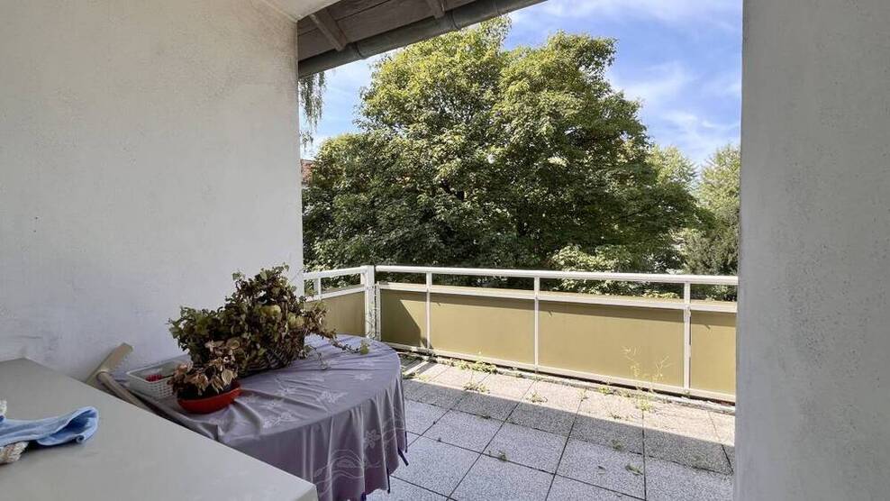 Attraktive Wohnung mit Balkon in ruhiger Lage - direkt am Ruhrpark