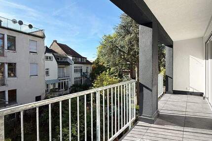 Wohnen im Nauwieser Viertel: Kernsanierte Obergeschosswohnung mit Balkon! 3 zimmer