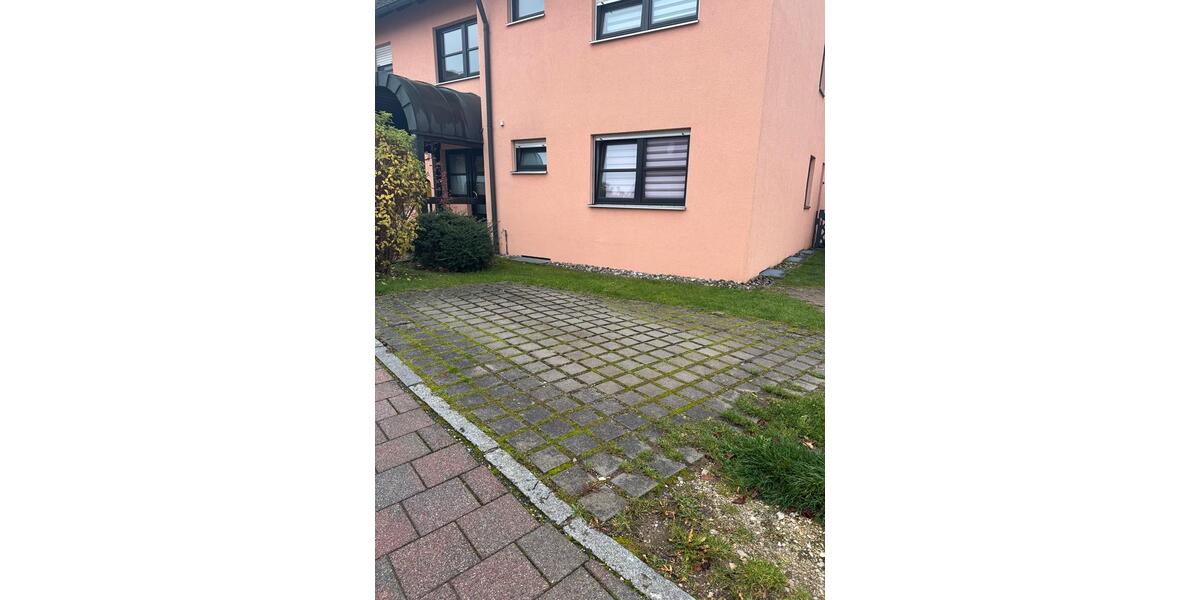 2 Zimmer Wohnung Heilsbronn Keller Balkon Bahnhof nähe 2 zimmer