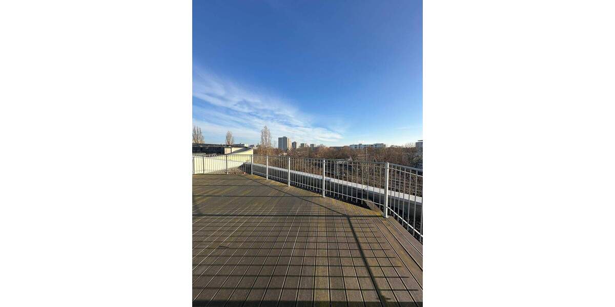 Stilvoll möblierte 3-Zimmer-Wohnung mit Wintergarten & Stellplatz in Bestlage am Tiergarten 3 zimmer