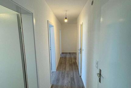 Wohnung Sankt Augustin - 3 Zimmer, 83 m&sup2;, 790&euro; | Angebot:26181304