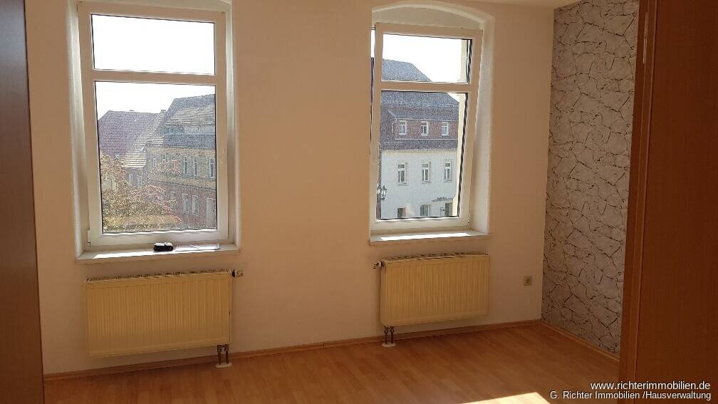 Etagenwohnung Großschirma / Siebenlehn Siebenlehn - 2 Zimmer, 42 m&sup2;, 260&euro; | Angebot:26740415