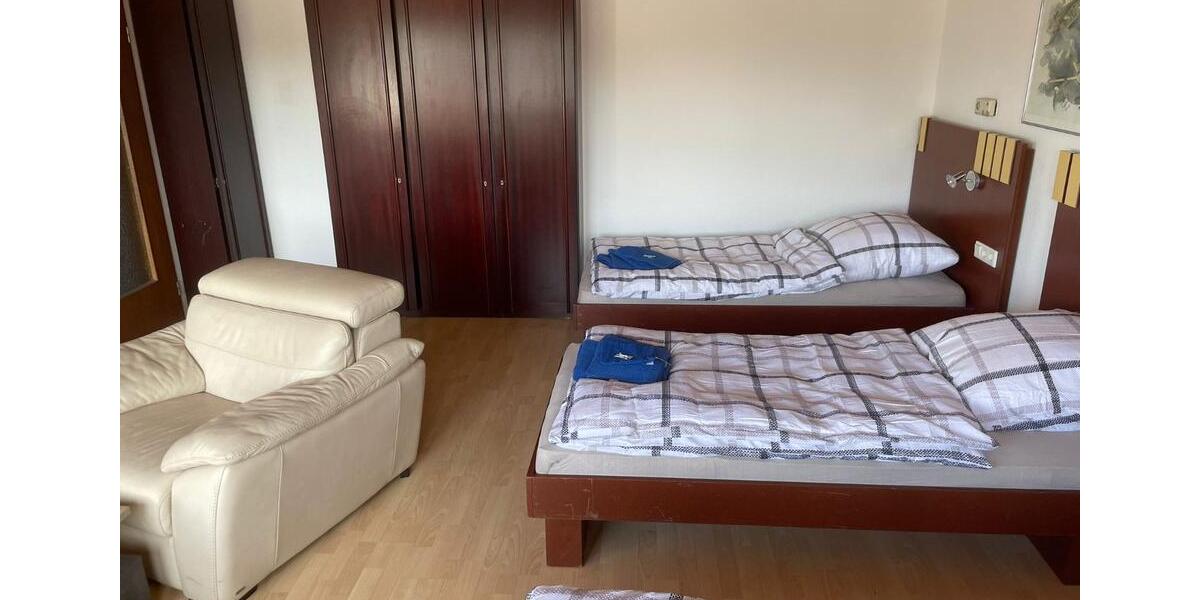 Wohnen auf Zeit Bremen Huchting - 4 Zimmer, 105 m&sup2;, 20&euro; | Angebot:17425780