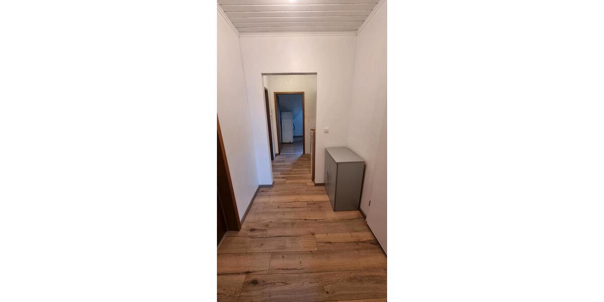 Wohnen auf Zeit Wesseling - 5 Zimmer, 160 m&sup2;, 18&euro; | Angebot:20826339