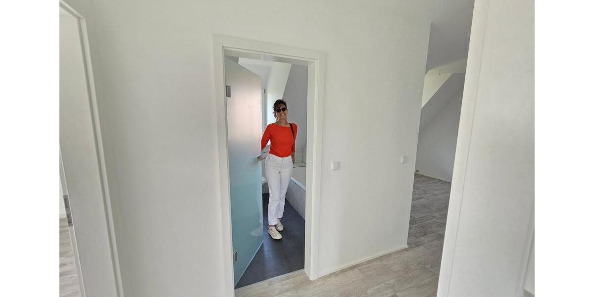 Etagenwohnung Grimma - 3 Zimmer, 69 m&sup2;, 349&euro; | Angebot:26657643