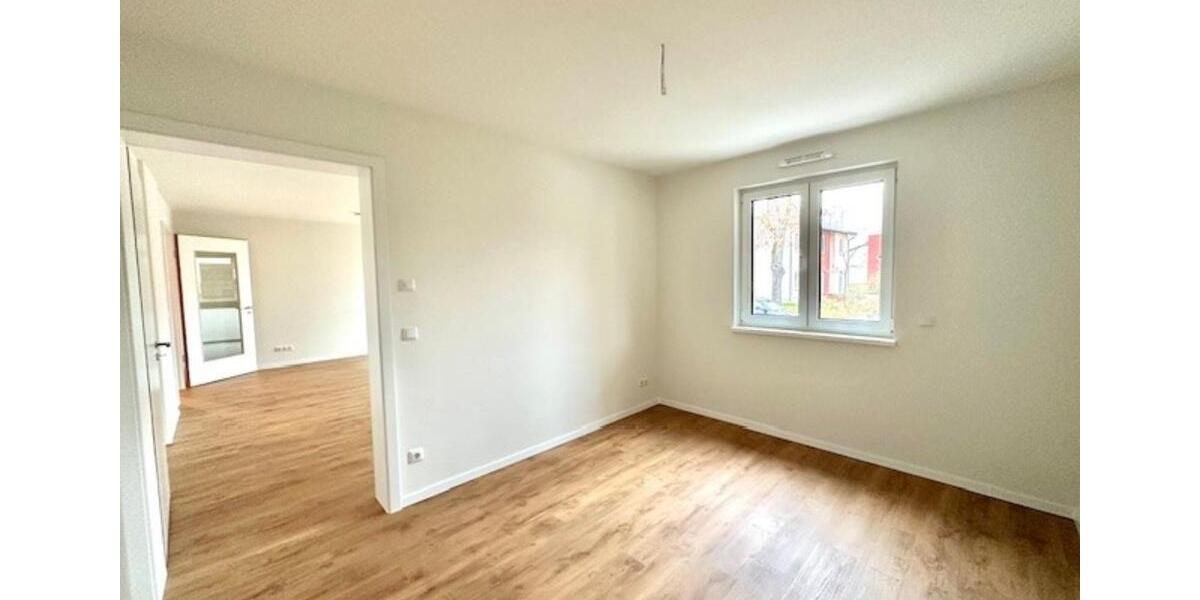 Erdgeschoßwohnung Lübben (Spreewald) - 4 Zimmer, 92 m&sup2;, 1.483&euro; | Angebot:18526006