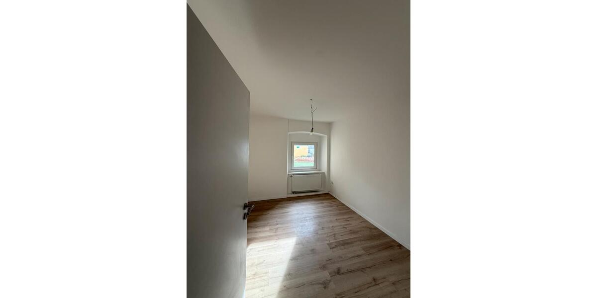 Etagenwohnung Hof Altstadt - 2 Zimmer, 50 m&sup2;, 650&euro; | Angebot:26413562
