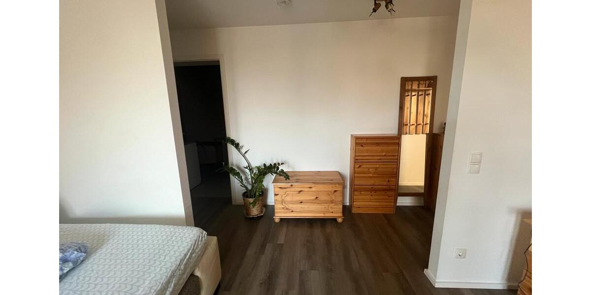 Etagenwohnung Neustrelitz - 1 Zimmer, 51 m&sup2;, 600&euro; | Angebot:24378613