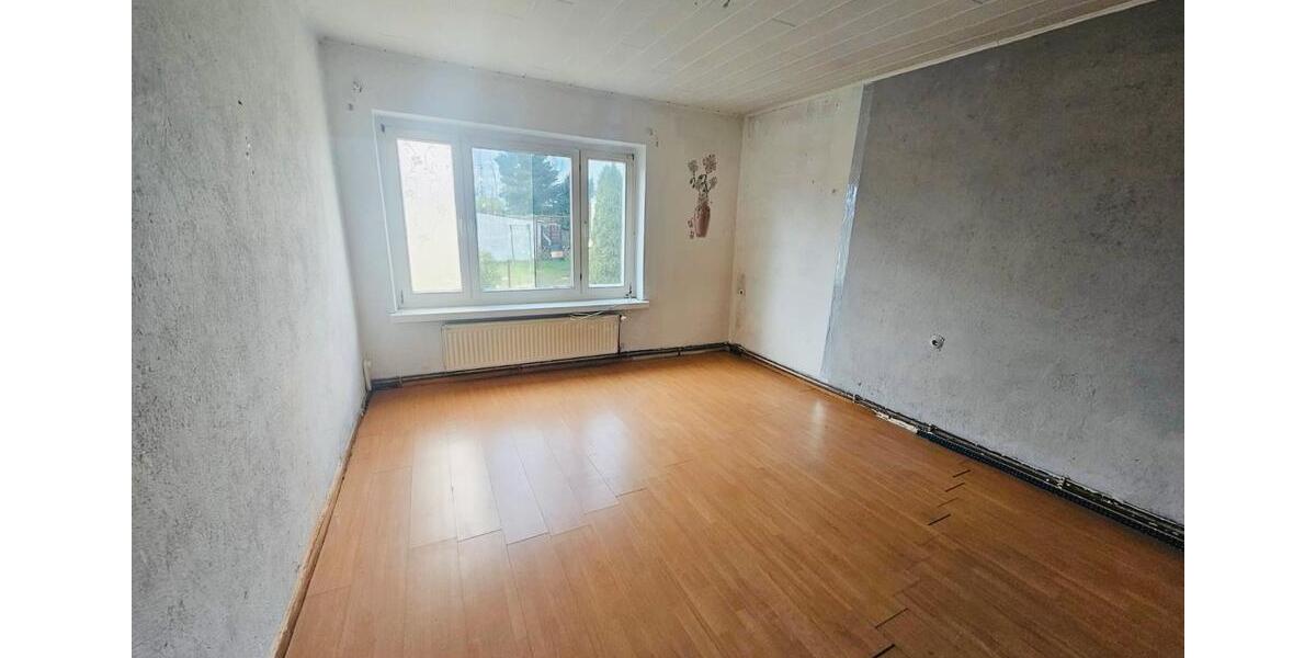 Erdgeschoßwohnung Ueckermünde - 3 Zimmer, 70 m&sup2;, 380&euro; | Angebot:26226485