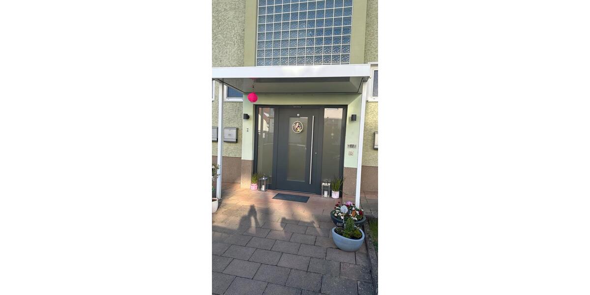 Dachgeschoßwohnung Eltville am Rhein Erbach - 3 Zimmer, 90 m&sup2;, 1.150&euro; | Angebot:26554702