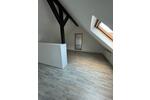 Etagenwohnung Eschershausen - 3 Zimmer, 90 m&sup2;, 400&euro; | Angebot:25046276