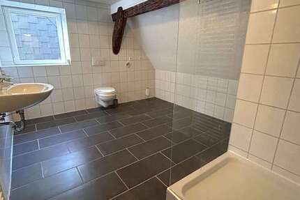 Wohnung Clausthal-Zellerfeld Zellerfeld - 4 Zimmer, 105 m&sup2;, 600&euro; | Angebot:27437444