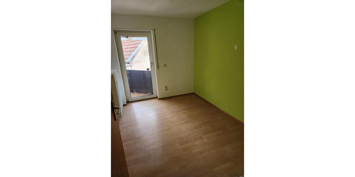 Etagenwohnung Albersweiler - 3 Zimmer, 68 m&sup2;, 575&euro; | Angebot:25572226