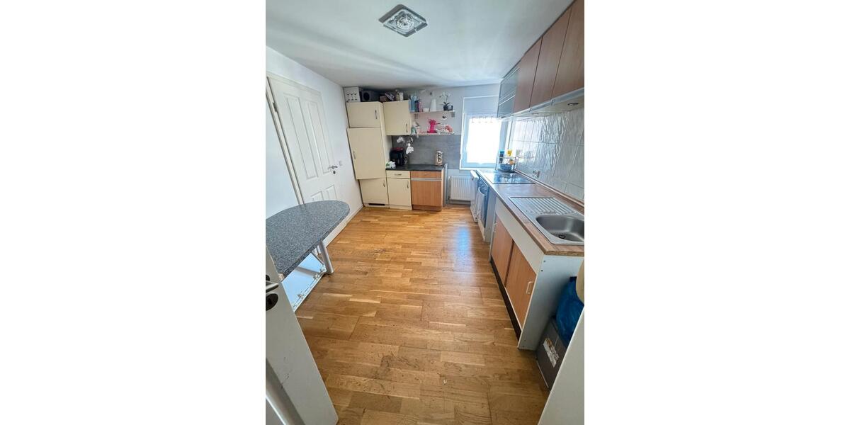 Etagenwohnung Saarbrücken St. Arnual - 4 Zimmer, 98 m&sup2;, 950&euro; | Angebot:26293936