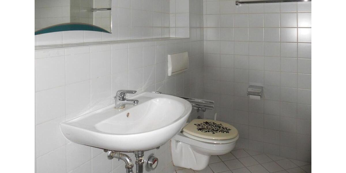 Dachgeschoßwohnung Quedlinburg - 2 Zimmer, 72 m&sup2;, 360&euro; | Angebot:26544728