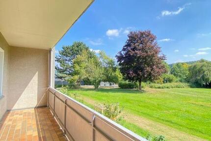 *** Singles oder Paare aufgepaßt!!! Einziehen und Wohlfühlen *** Großer Balkon ***