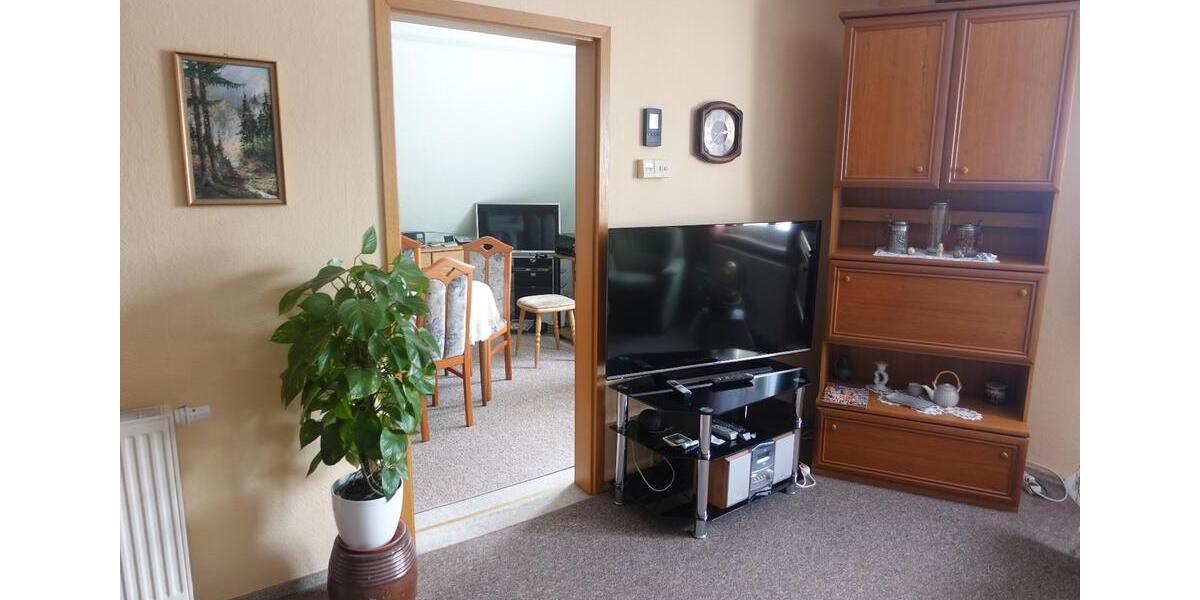 Helle und Ruhige 3-Raum-Wohnung im 2.OG (DG) 3 zimmer