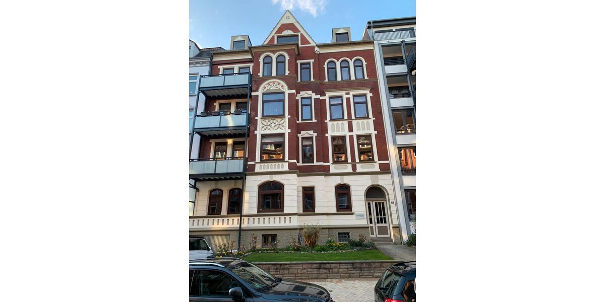 Dachgeschoßwohnung Kiel - 4 Zimmer, 127 m&sup2;, 1.490&euro; | Angebot:26625648