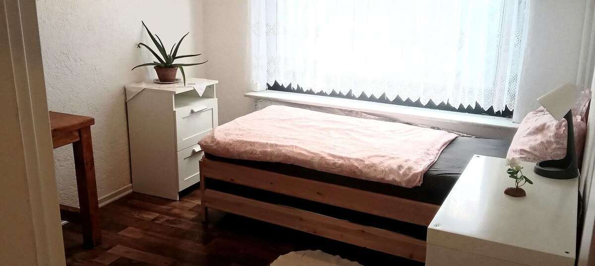 WG-Zimmer in Köln 799 € 10 m² zimmer