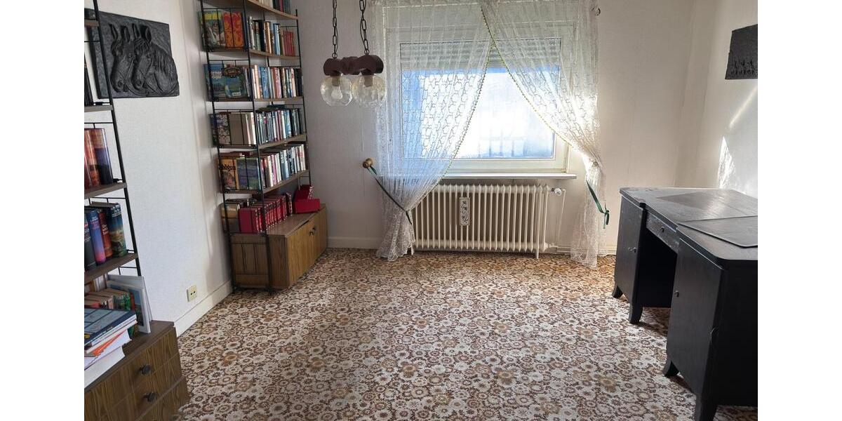 Etagenwohnung Kreuztal - 4 Zimmer, 138 m&sup2;, 1.139&euro; | Angebot:25235945