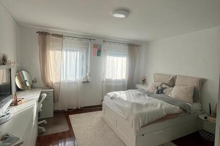 Wohnen auf Zeit Nürtingen - 1 Zimmer, 17 m&sup2;, 415&euro; | Angebot:26553439