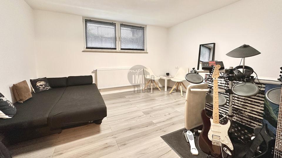 Etagenwohnung Oberstenfeld - 2 Zimmer, 40 m&sup2;, 700&euro; | Angebot:26395452