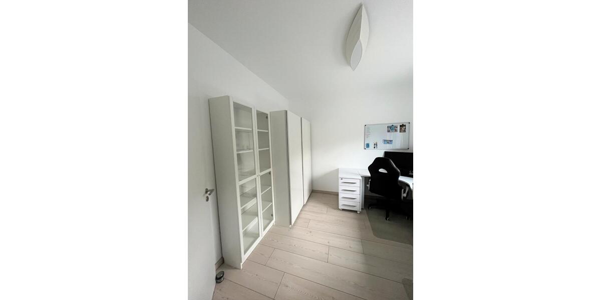 Einfamilienhaus Teltow - 6 Zimmer, 141 m&sup2;, 2.700&euro; | Angebot:26672248