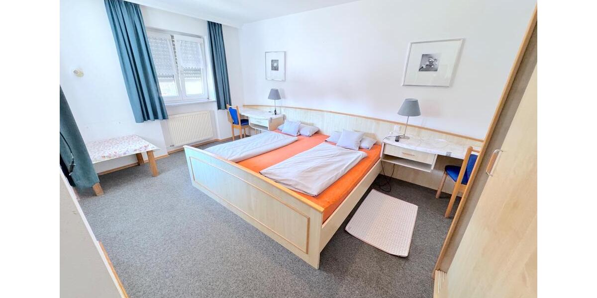 Etagenwohnung Landau an der Isar - 4 Zimmer, 35 m&sup2;, 380&euro; | Angebot:26058104
