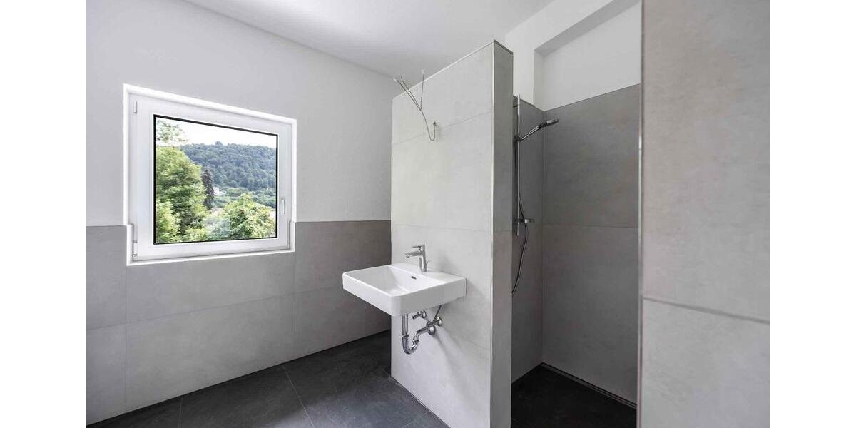 Dachgeschoßwohnung Oberndorf am Neckar - 3 Zimmer, 97 m&sup2;, 1.100&euro; | Angebot:24678669