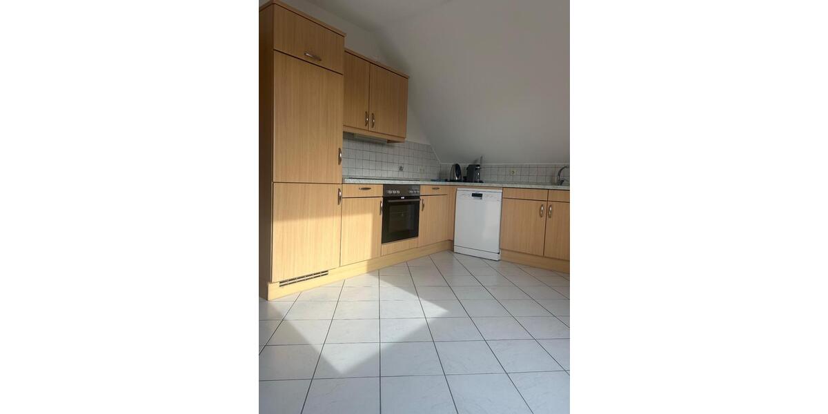 Dachgeschoßwohnung Herzlake - 4 Zimmer, 100 m&sup2;, 820&euro; | Angebot:26355812
