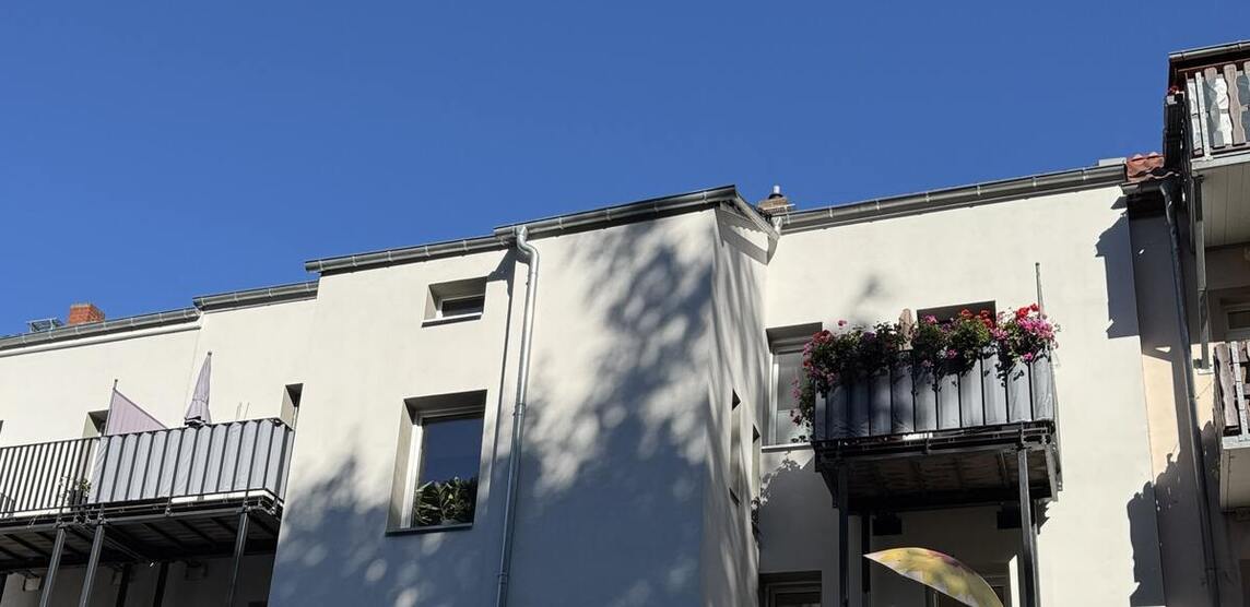 Helle und moderne 4-Raum- Wohnung mit Balkon und Gartenanteil 4 zimmer