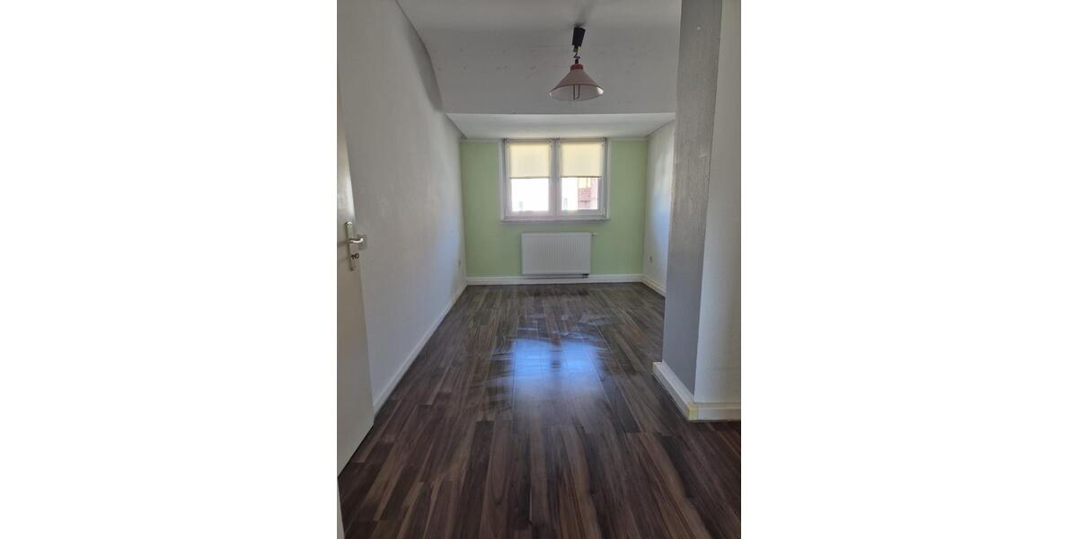 Etagenwohnung Saarlouis - 4 Zimmer, 80 m&sup2;, 750&euro; | Angebot:26348459