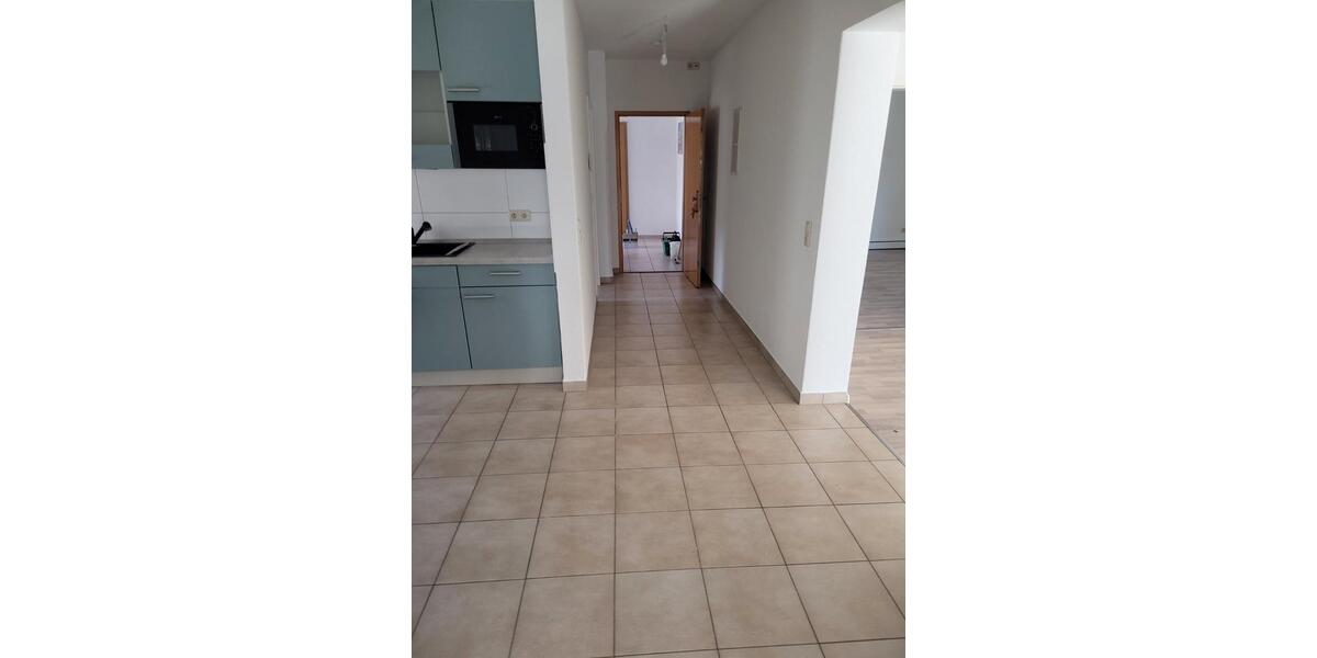 Erdgeschoßwohnung Lützen - 3 Zimmer, 80 m&sup2;, 574&euro; | Angebot:26001812